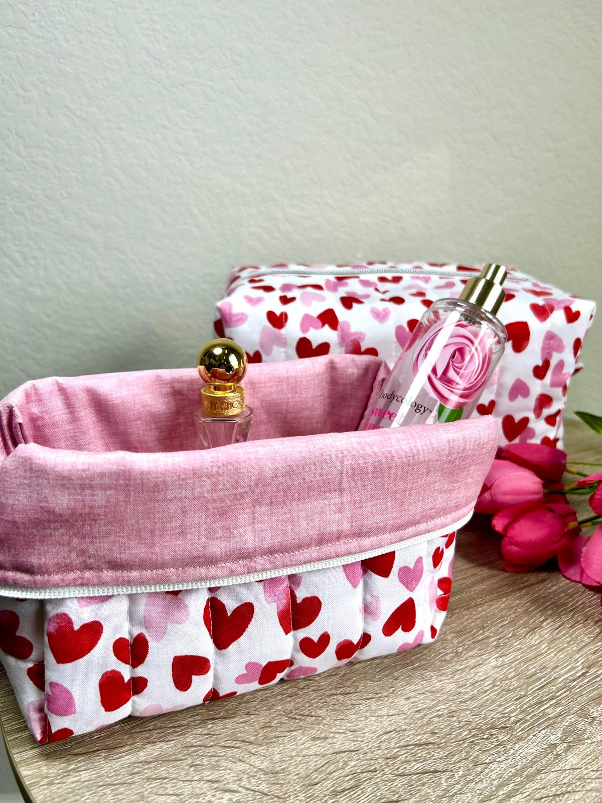 Floating hearts Makeup Bag