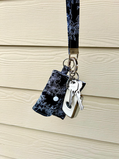 Black & White Floral Wristlet Wallet