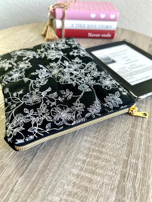 Black and White Kindle Sleeve