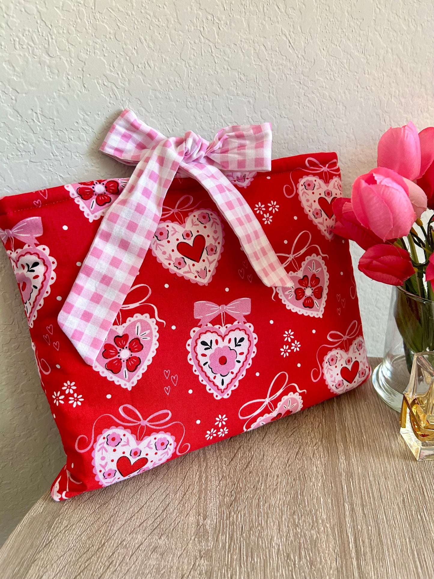 Love Notes Bow Book Sleeve