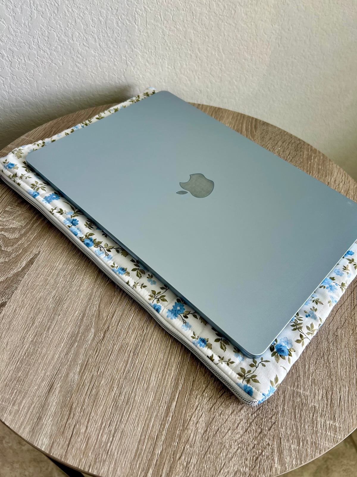 Blue Floral Laptop Sleeve