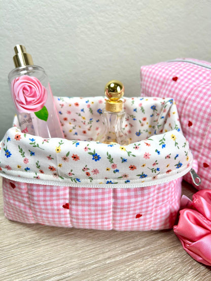 Checkered hearts Makeup Bag
